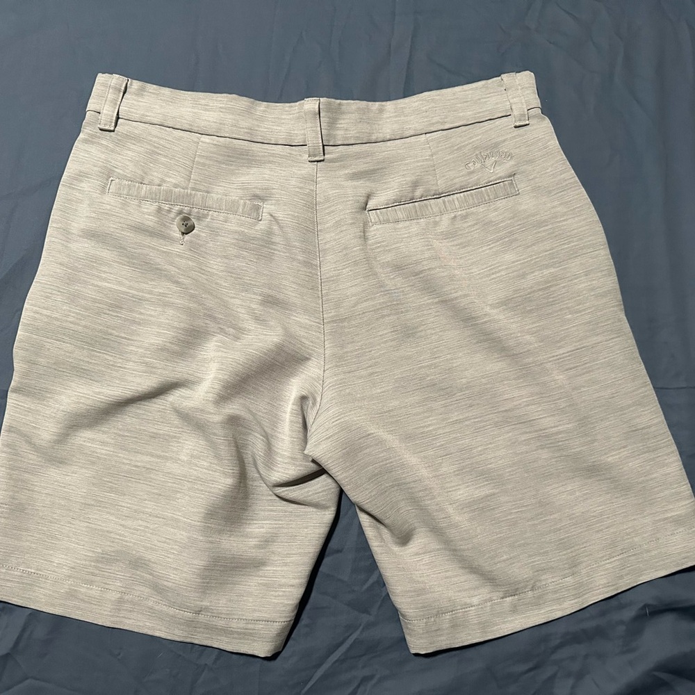 Callaway Men's Light Gray‎ Flat Front Golf Shorts - Picture 2 of 3